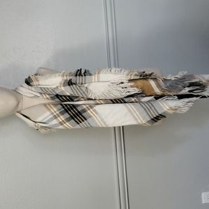 Large rectangular scarf